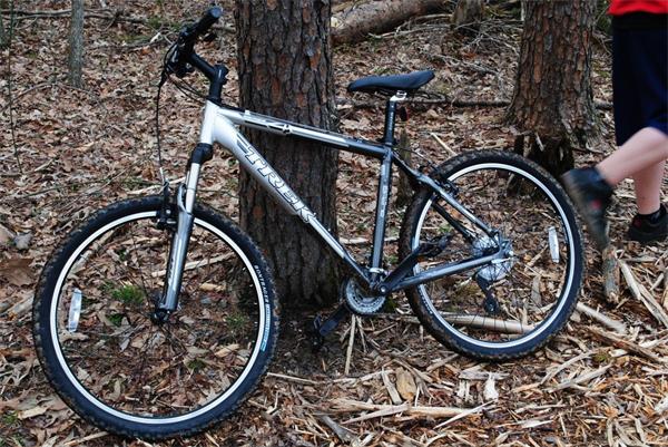 Trek 4300 sl mountain bike price sale