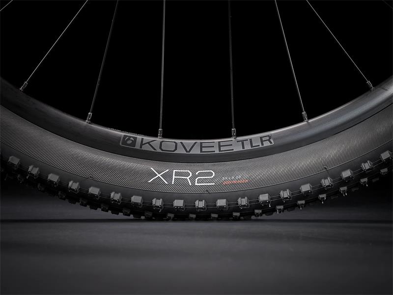 Trek X-Caliber7 uses Bontrager XR2 Comp tires