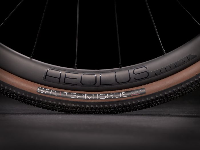 Bontrager Aeolus Elite 35 Tires