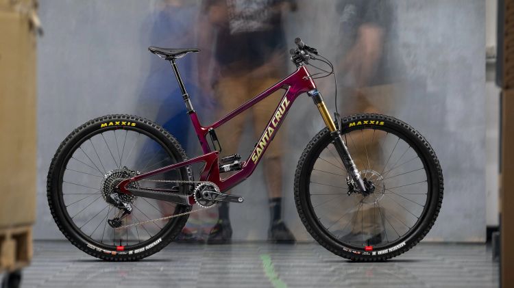 Is Santa Cruz HIGHTOWER R Worth Buying Santa Cruz HIGHTOWER R