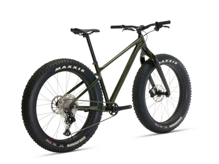 Giant Yukon 2 Maxxis Colossus Tires