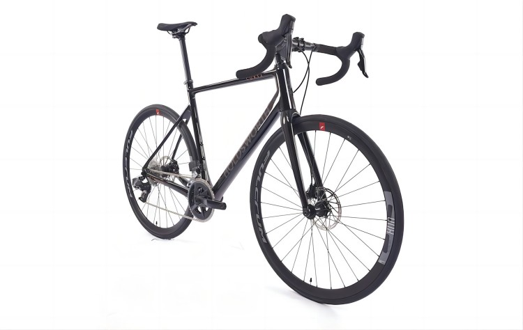 Top 8 Best Road Bikes Under $3000 - Holdsworth Corsa SRAM Rival AXS